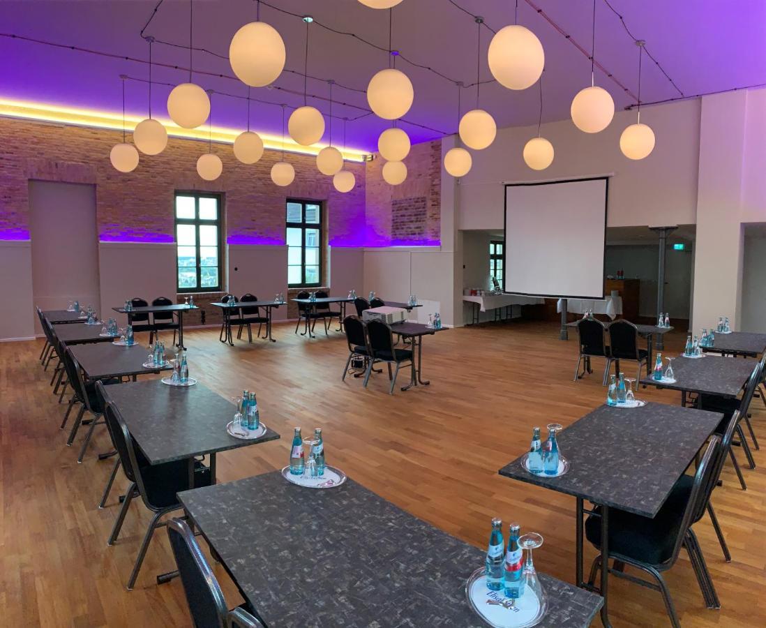 Hotel Schoene Aussicht Frankfurt am Main Ngoại thất bức ảnh
