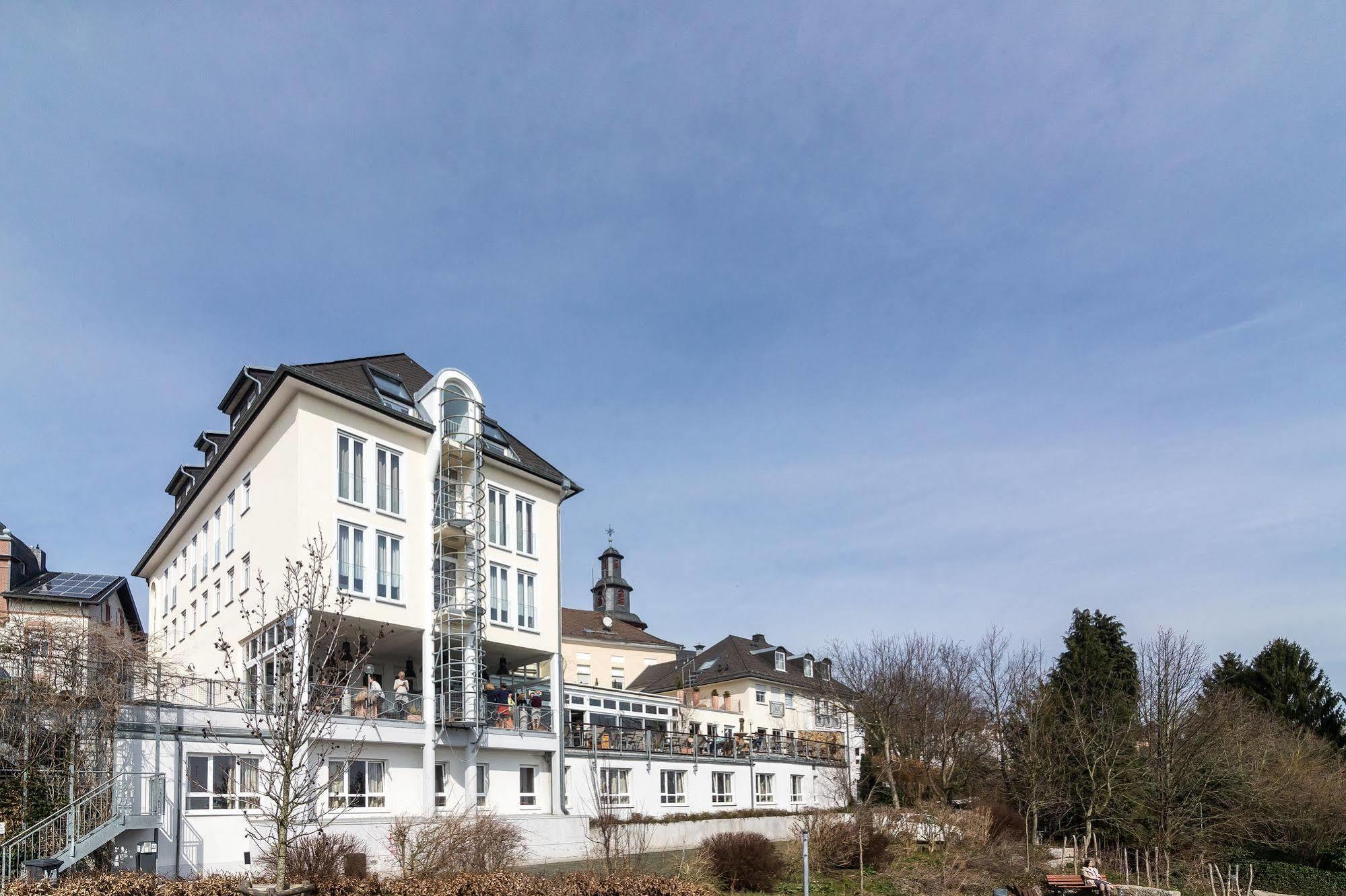 Hotel Schoene Aussicht Frankfurt am Main Ngoại thất bức ảnh