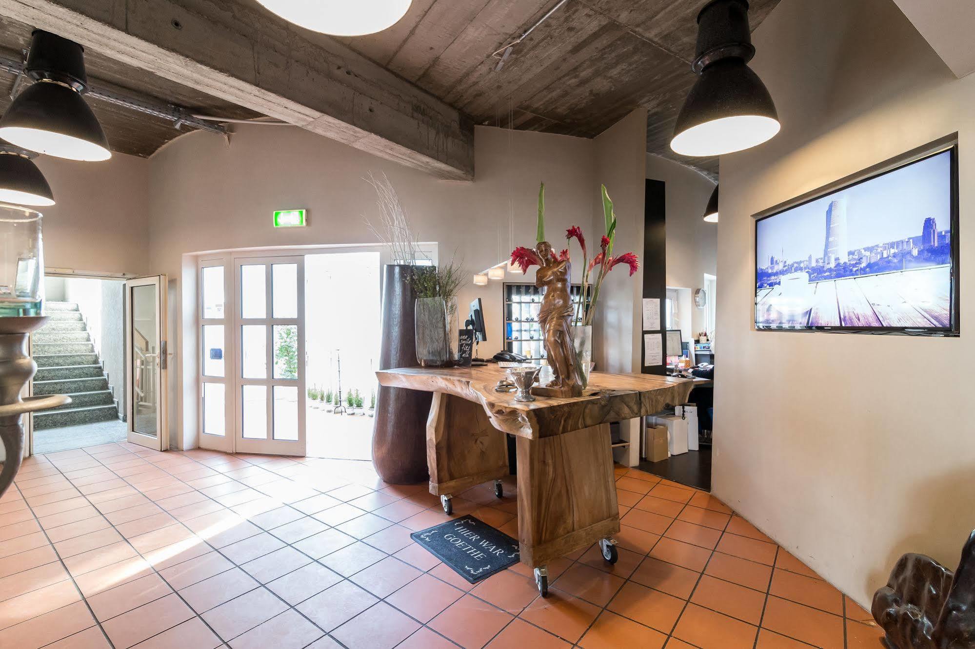 Hotel Schoene Aussicht Frankfurt am Main Ngoại thất bức ảnh
