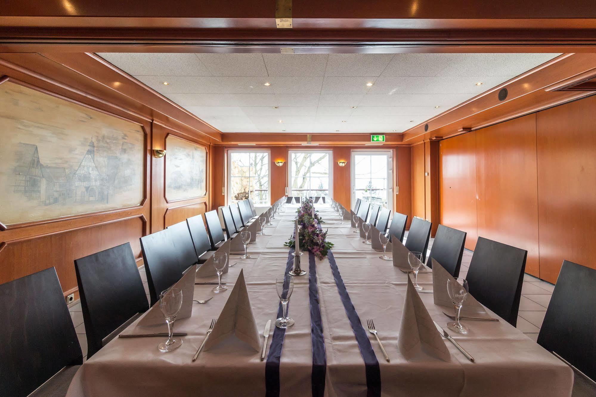 Hotel Schoene Aussicht Frankfurt am Main Ngoại thất bức ảnh